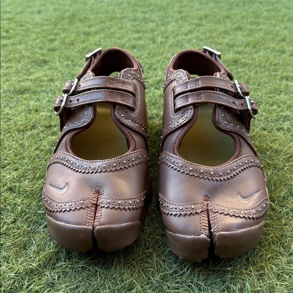 Nike Air Rift - Picture 2 of 8